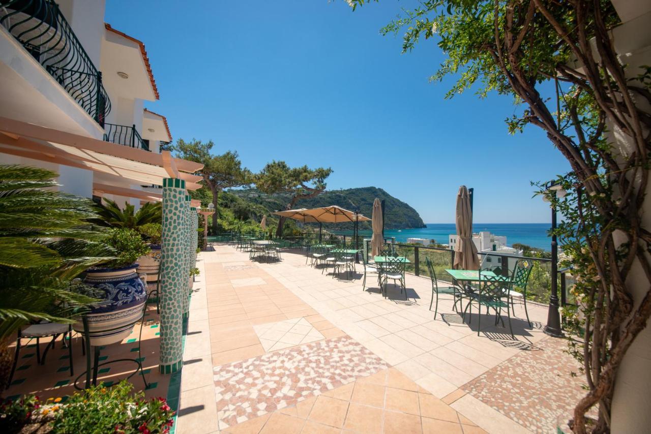 Hotel Villa Bianca Forio  ภายนอก รูปภาพ