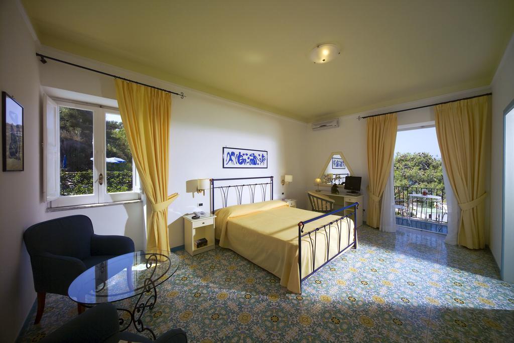 Hotel Villa Bianca Forio  ห้อง รูปภาพ