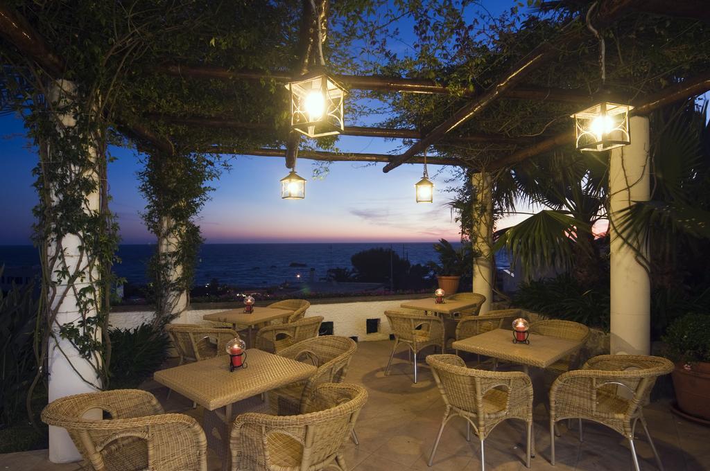 Hotel Villa Bianca Forio  ภายนอก รูปภาพ